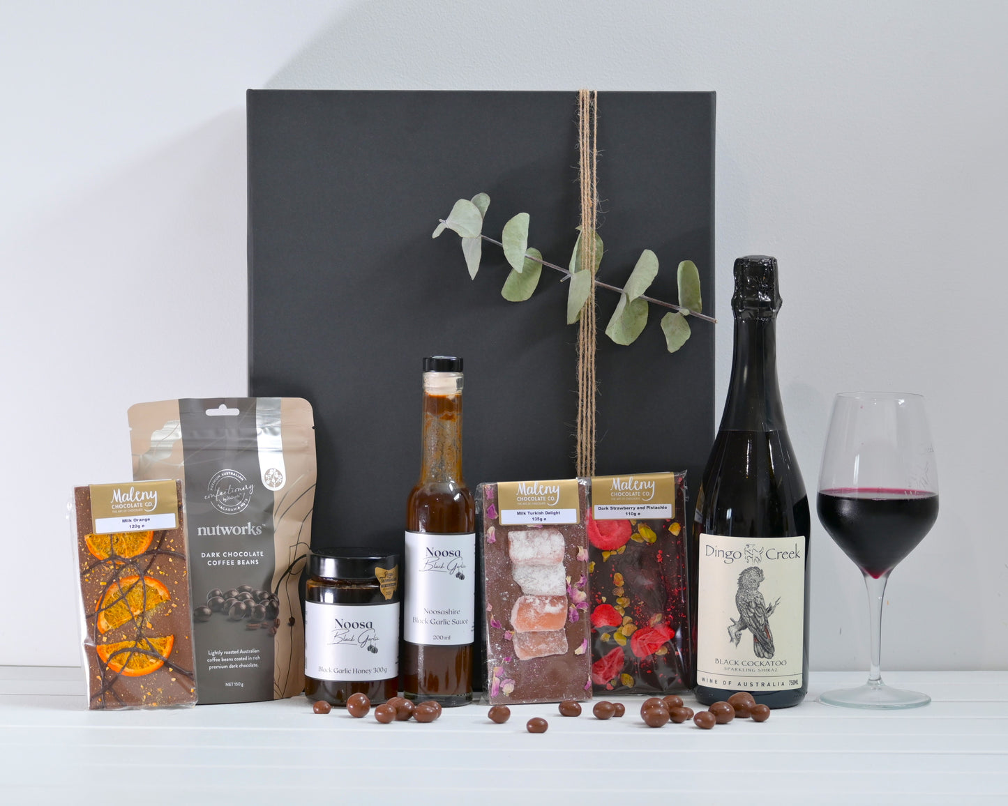 Premium Sparkling Shiraz Hamper and Gifts - Sunshine Coast Made - Delish Box Co